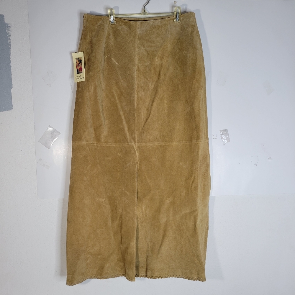 Womans Marsh Landing Rustic Luxury Suede Skirt with tags Size 12 Spots inside